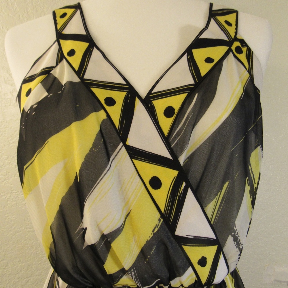 NY & Co Geometric Sleeveless Wrap Dress Yellow - Picture 2 of 6